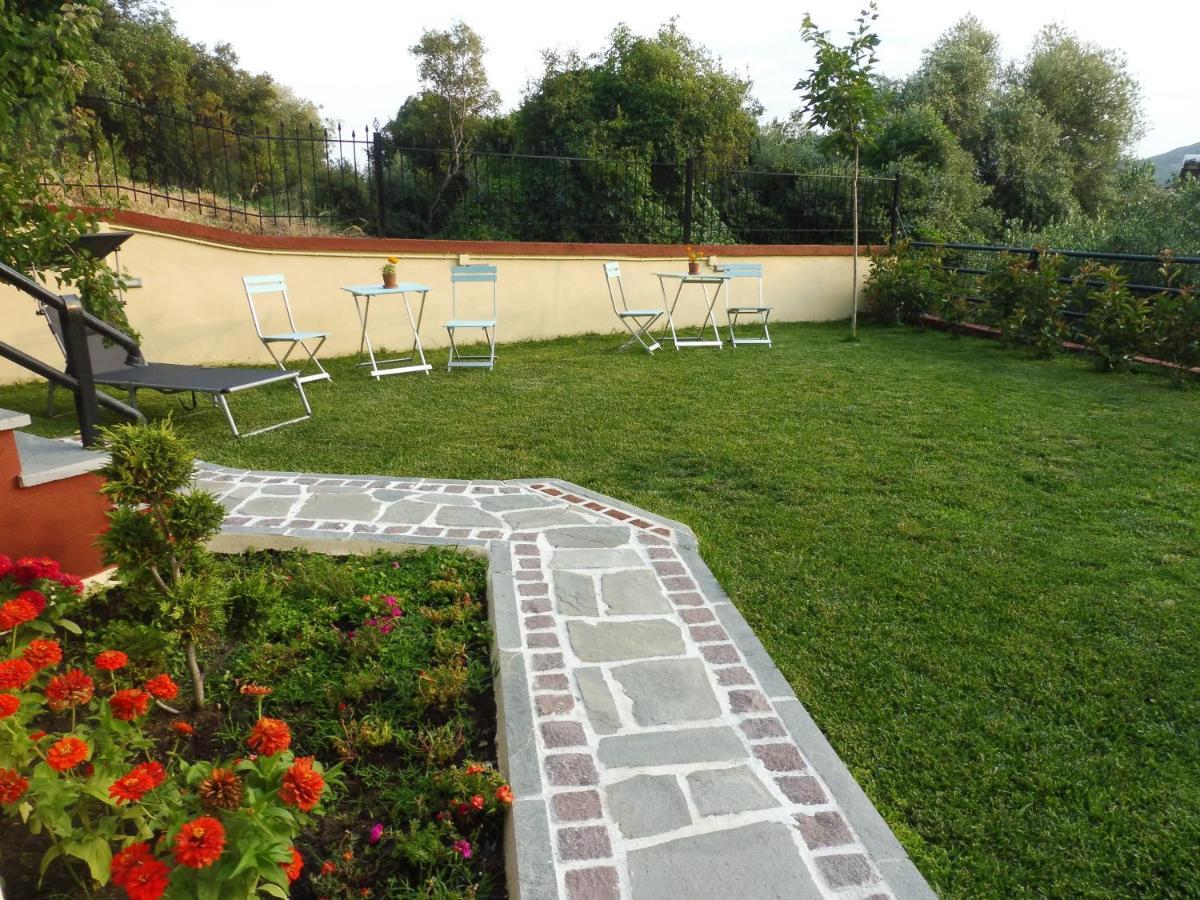 Helianthos Villa - Apartment No4 ปาเลออน ซิฟลิคิออน ภายนอก รูปภาพ